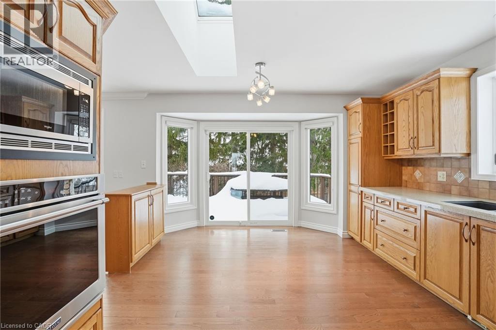 11 Mays Crescent, Waterdown, Ontario  L0R 2H4 - Photo 5 - 40804085