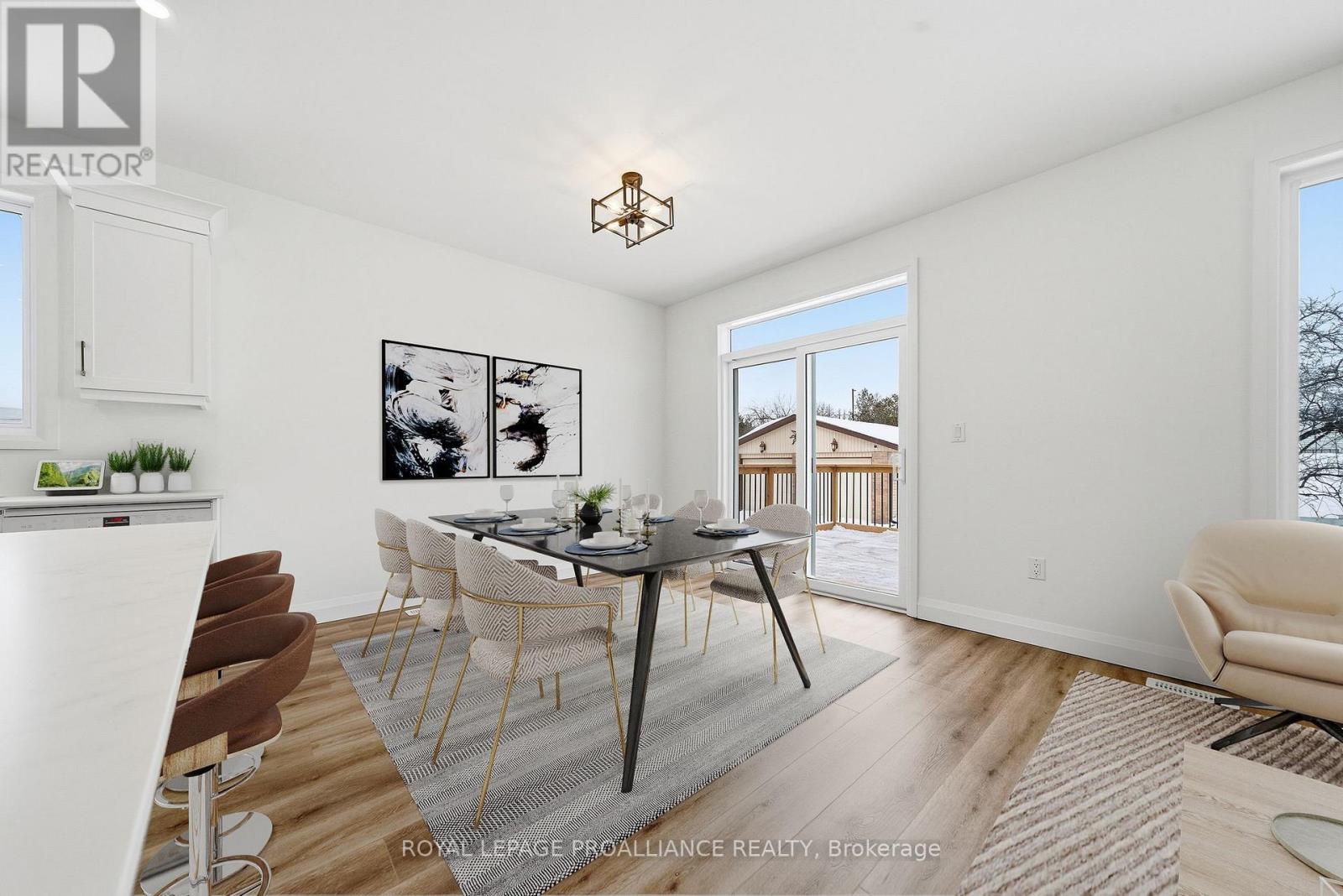 152 Bay Street, Quinte West, Ontario  K8V 1H8 - Photo 20 - X12786634