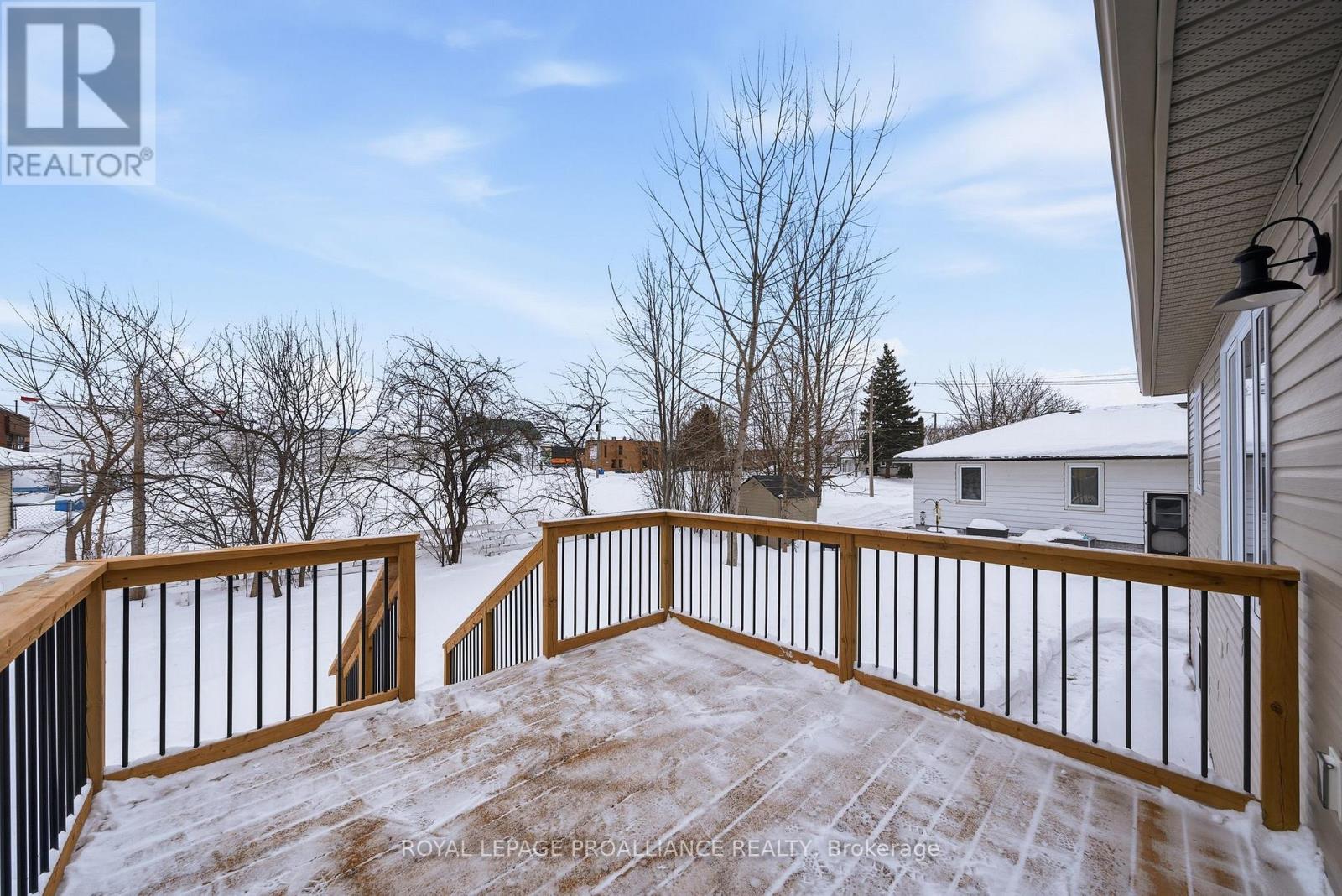 152 Bay Street, Quinte West, Ontario  K8V 1H8 - Photo 44 - X12786634