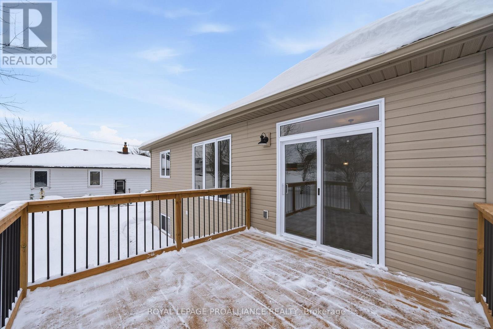 152 Bay Street, Quinte West, Ontario  K8V 1H8 - Photo 45 - X12786634