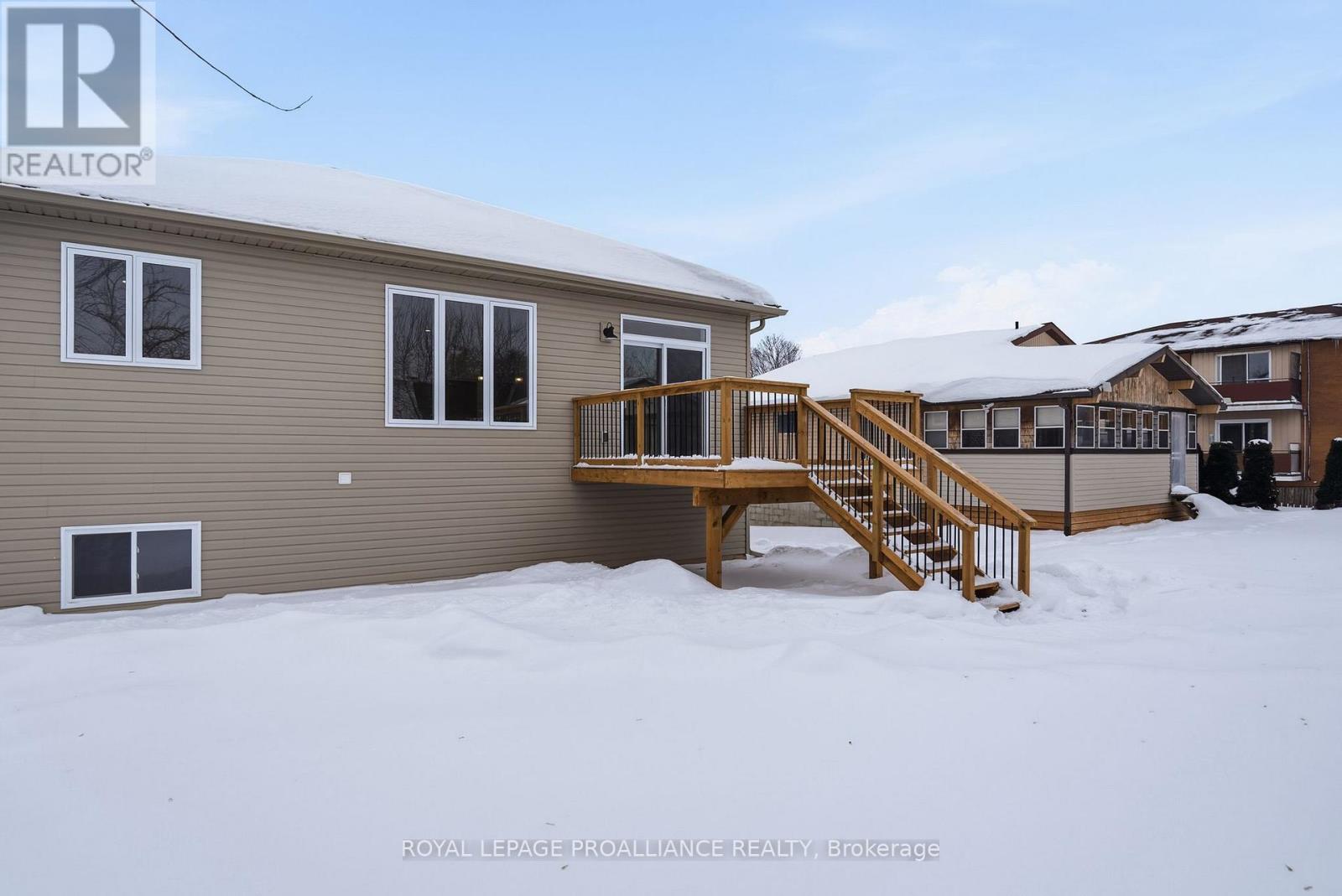 152 Bay Street, Quinte West, Ontario  K8V 1H8 - Photo 48 - X12786634