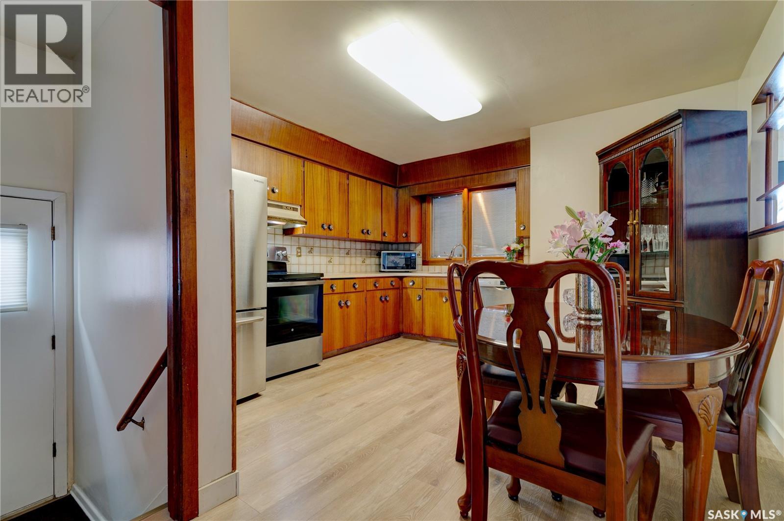 139 Smith Street N, Regina, Saskatchewan  S4R 3B3 - Photo 8 - SK028379