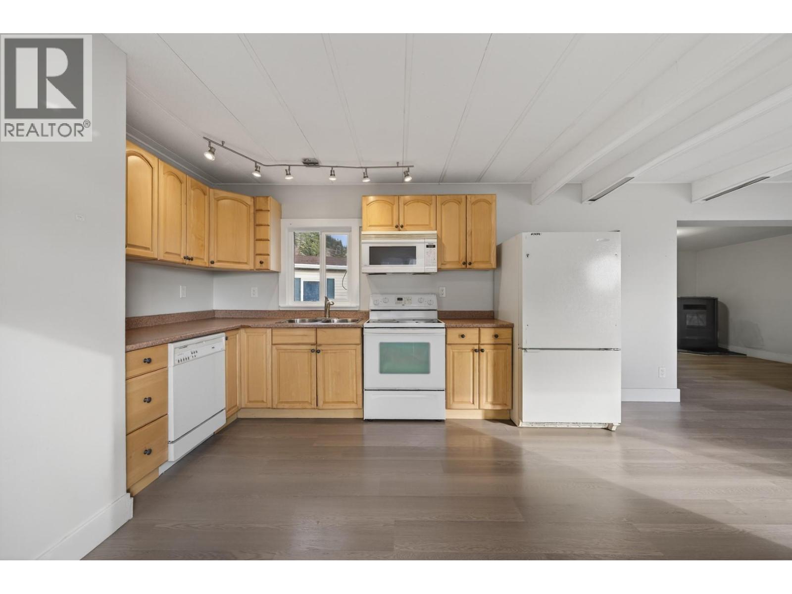 291 Park Drive, Lillooet, British Columbia  V0K 1V0 - Photo 4 - 10375045