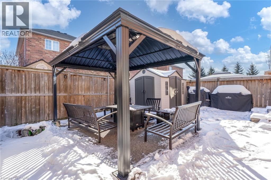 10 Lockport Way, Stoney Creek, Ontario  L8E 0B1 - Photo 34 - 40799606