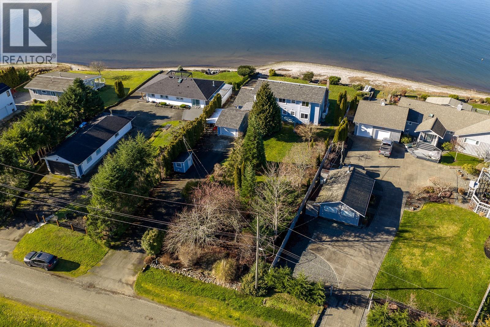 7600 Tozer Rd, Fanny Bay, British Columbia  V0R 1W0 - Photo 39 - 1025253