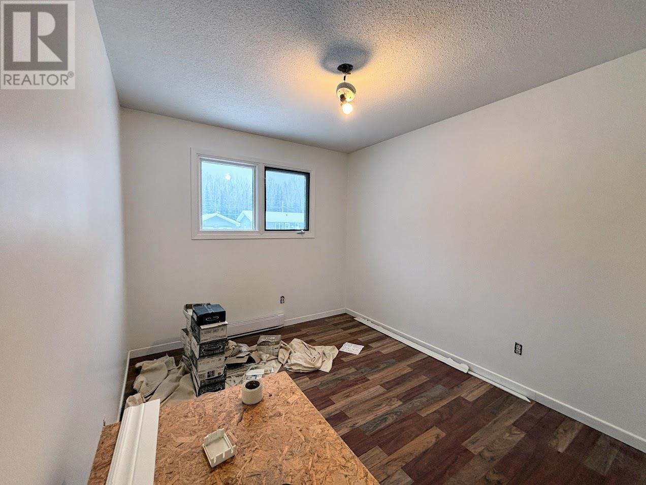 43 Lynx Ave, Manitouwadge, Ontario  P0T 2C0 - Photo 17 - TB2600040