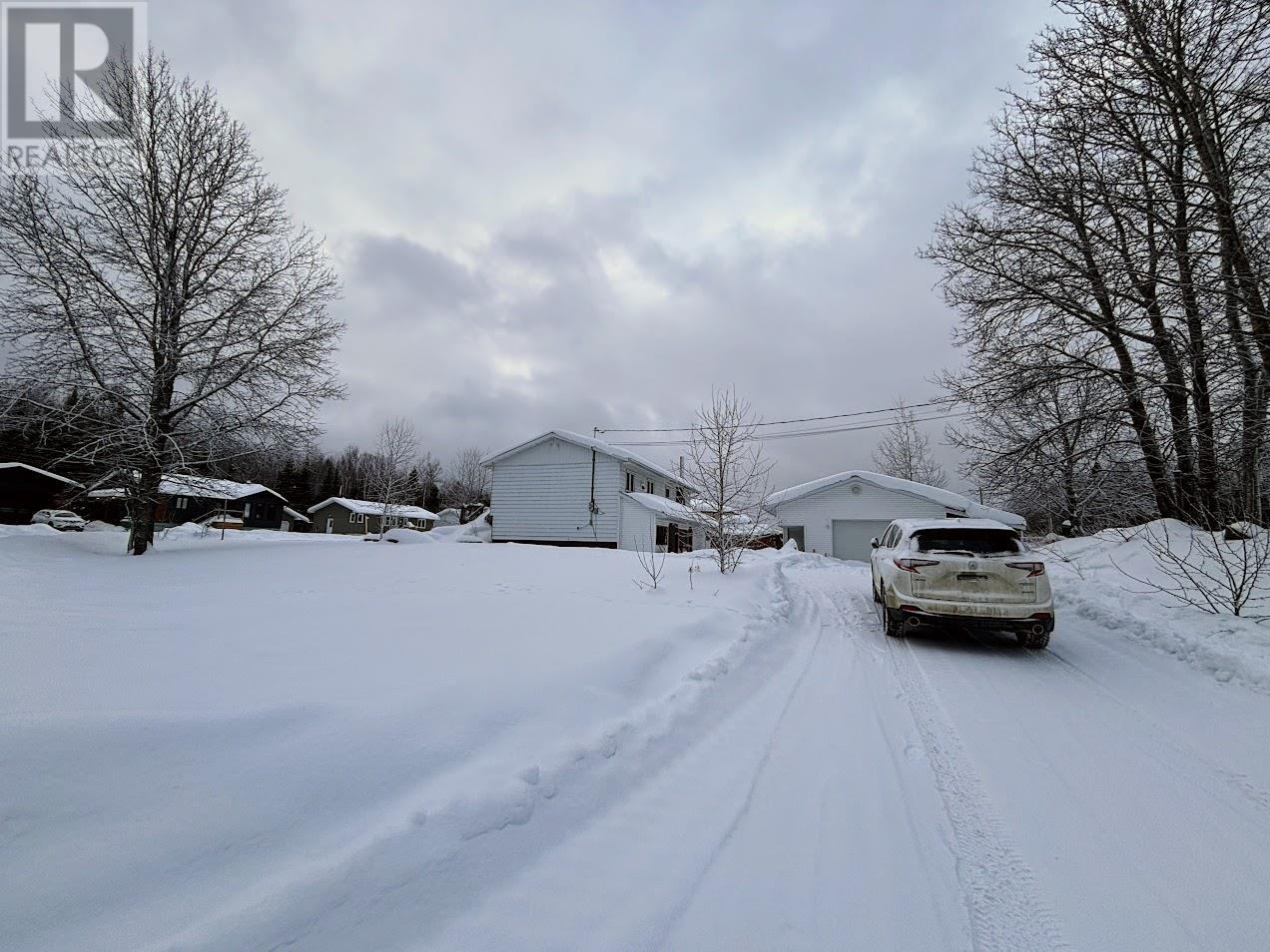 43 Lynx Ave, Manitouwadge, Ontario  P0T 2C0 - Photo 34 - TB2600040