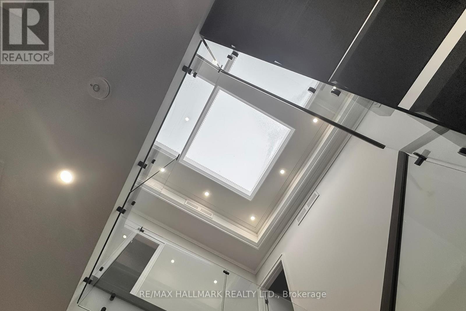 81 Child Drive, Aurora, Ontario  L4G 1Y8 - Photo 18 - N12696110