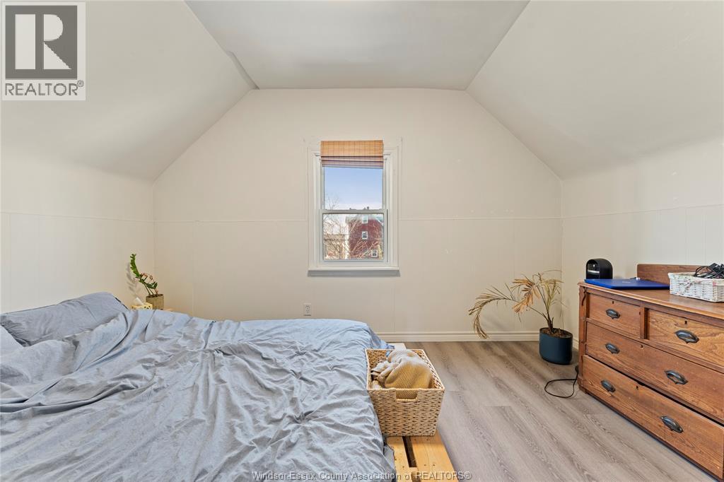 977 Gladstone, Windsor, Ontario N9A 2R5 - Photo 16 - 26003205