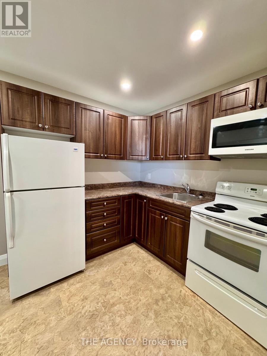 1 - 62 BLOOR STREET, Oshawa, Ontario