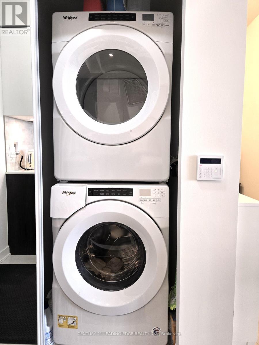 925 - 100 Eagle Rock Way, Vaughan, Ontario  L6A 5B0 - Photo 18 - N12786494