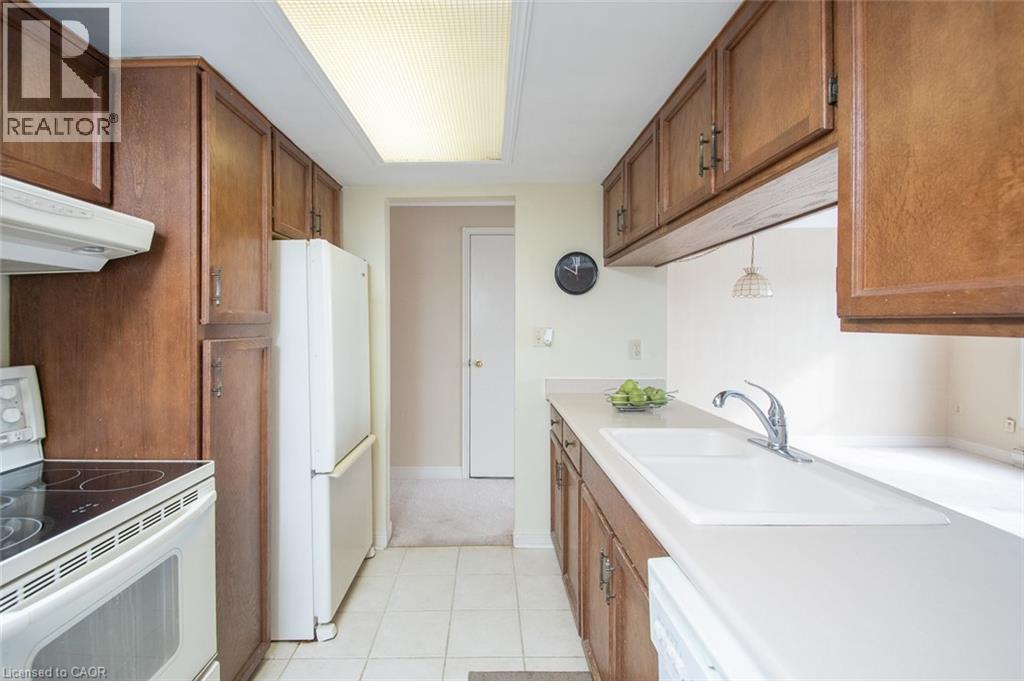 2054 Brant Street Unit# 6, Burlington, Ontario  L7P 3A6 - Photo 13 - 40802217