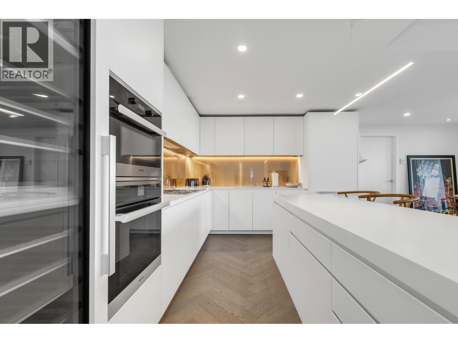 5x05 1480 Howe Street, Vancouver, British Columbia  V6Z 0G5 - Photo 3 - R3089702