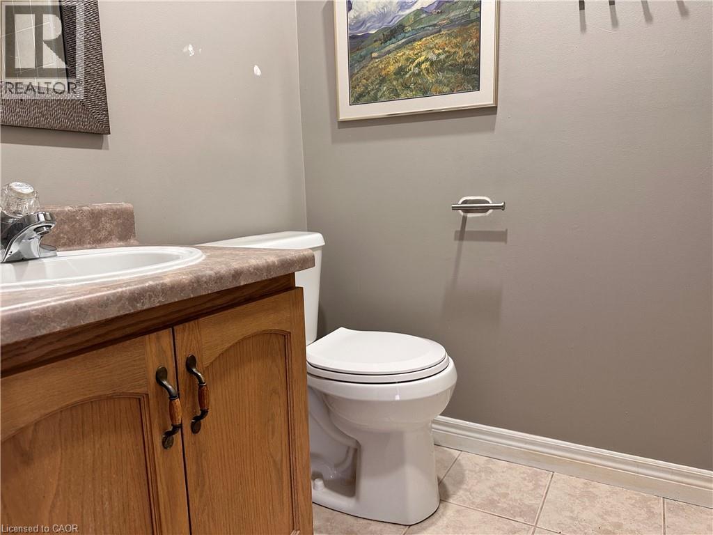 2 Harbour Drive Unit# 14, Stoney Creek, Ontario  L8E 6B1 - Photo 11 - 40804696