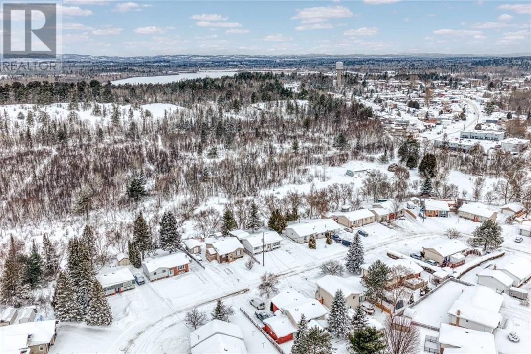 26 Rushbrooke Crescent, Chelmsford, Ontario  P0M 1L0 - Photo 37 - 2126433