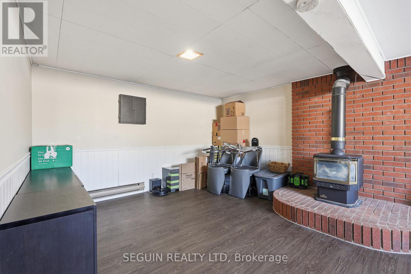 1022 Ghislain Street, Hawkesbury, Ontario  K6A 3B2 - Photo 27 - X12786556