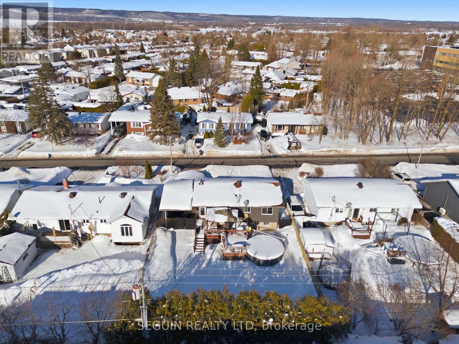 1022 Ghislain Street, Hawkesbury, Ontario  K6A 3B2 - Photo 31 - X12786556