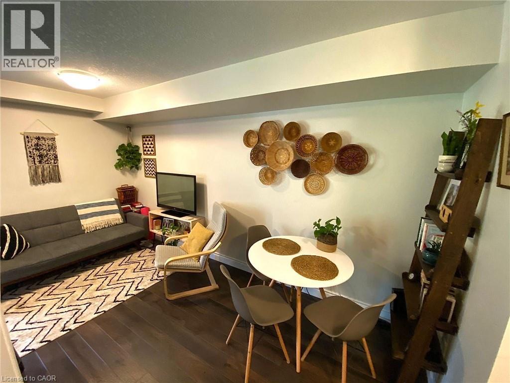 38 Howe Drive Unit# 12b, Kitchener, Ontario  N2E 0E3 - Photo 8 - 40804933