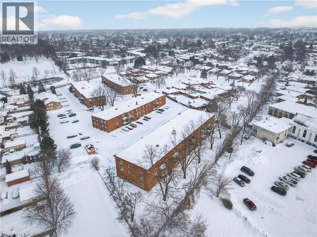 456 Carlton Street Unit# 10, St. Catharines, Ontario  L2M 4X1 - Photo 21 - 40804019