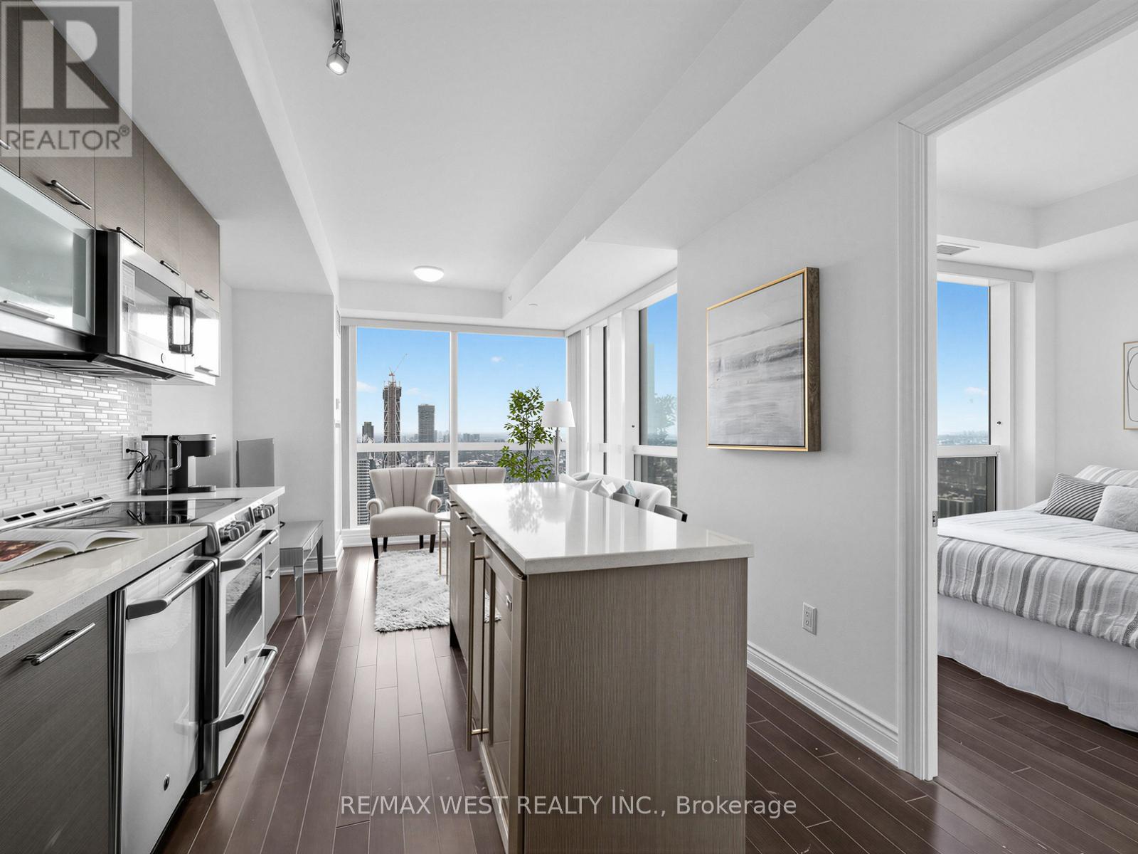 7201 - 388 Yonge Street, Toronto, Ontario  M5B 0A4 - Photo 15 - C12763040