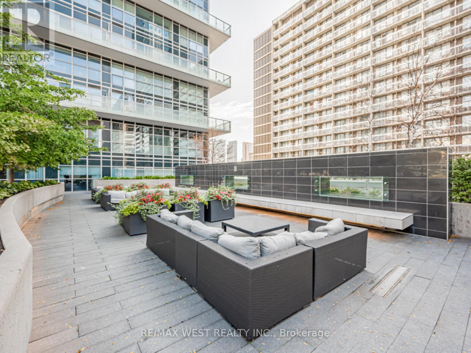 7201 - 388 Yonge Street, Toronto, Ontario  M5B 0A4 - Photo 24 - C12763040
