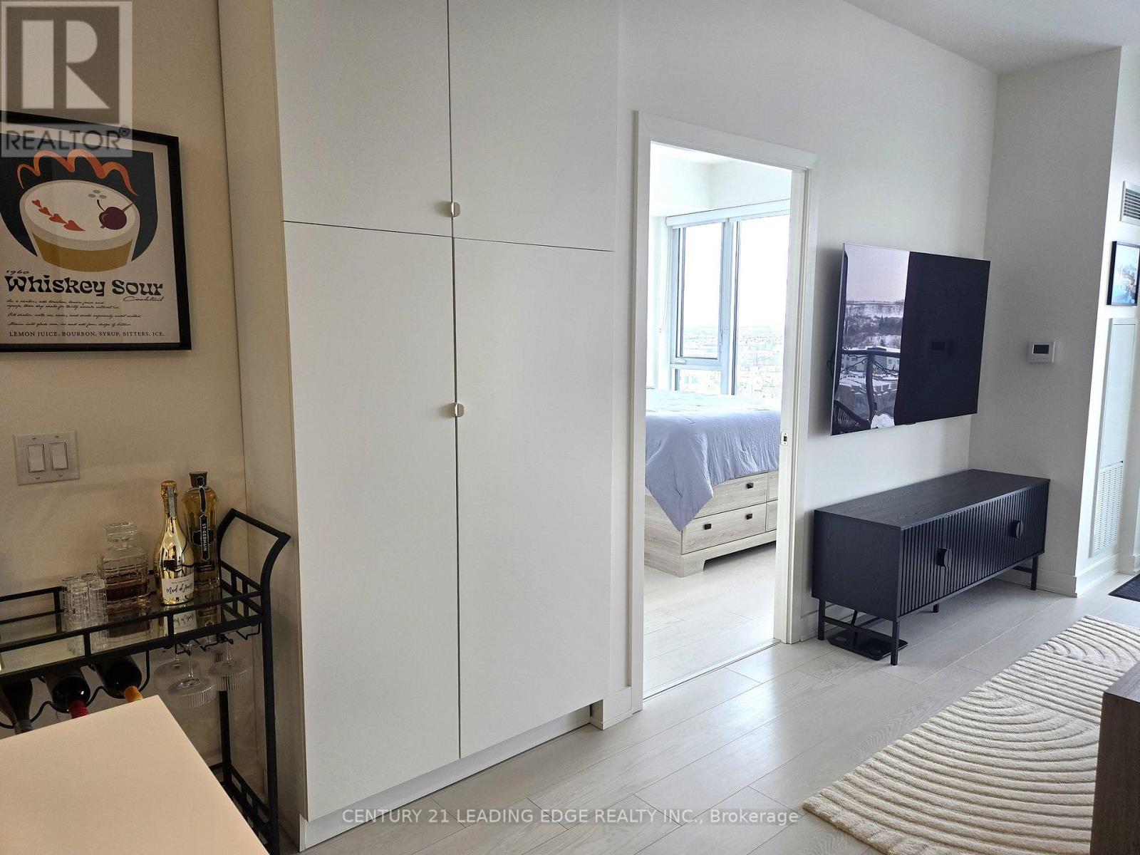 925 - 100 Eagle Rock Way, Vaughan, Ontario  L6A 5B0 - Photo 10 - N12786494