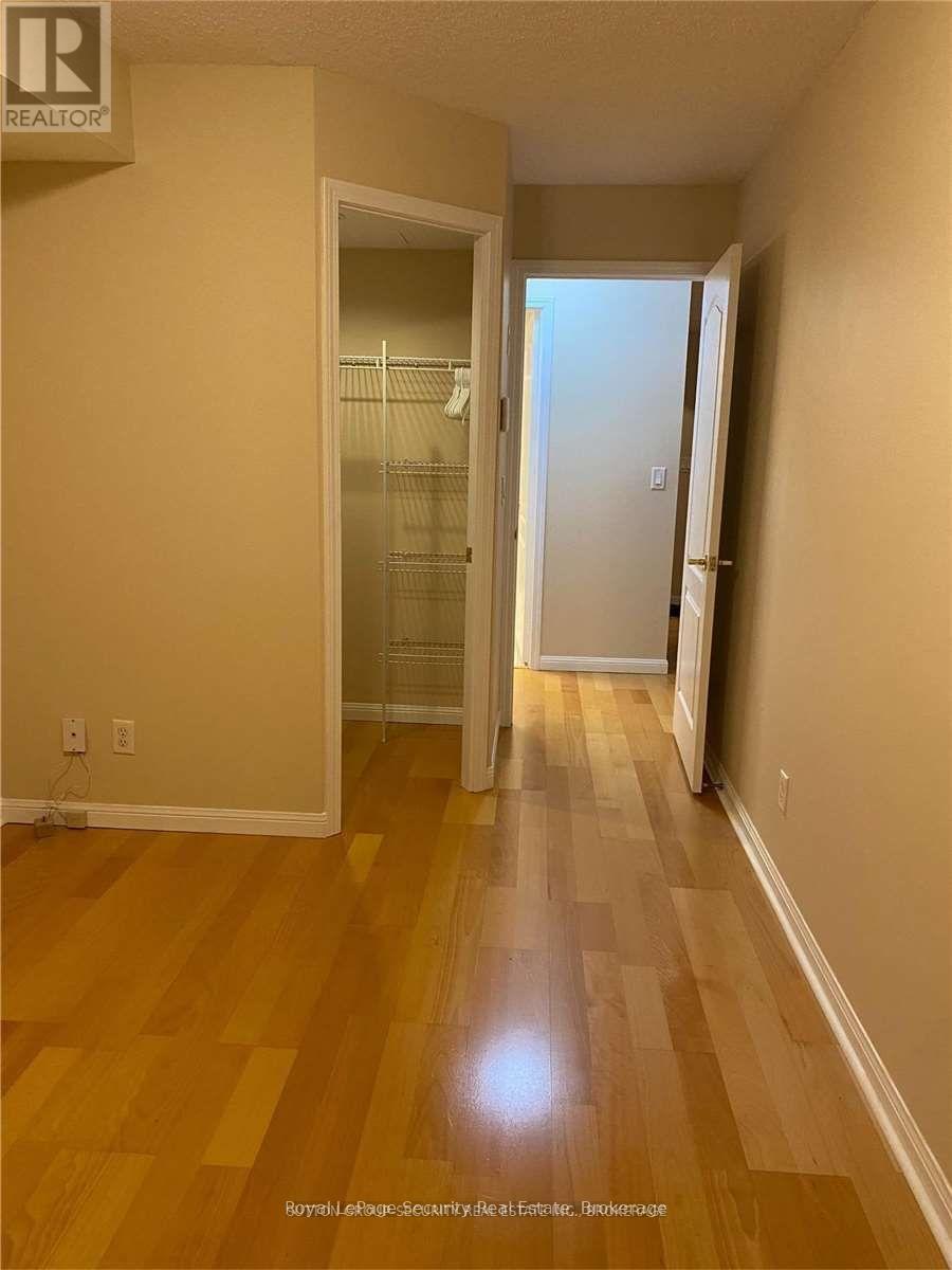 101 - 18 Stafford Street, Toronto, Ontario  M5V 3W4 - Photo 14 - C12786594