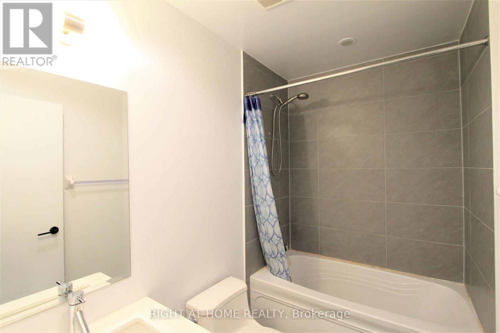 1706 - 426 University Avenue, Toronto, Ontario  M5G 1S9 - Photo 12 - C12786616