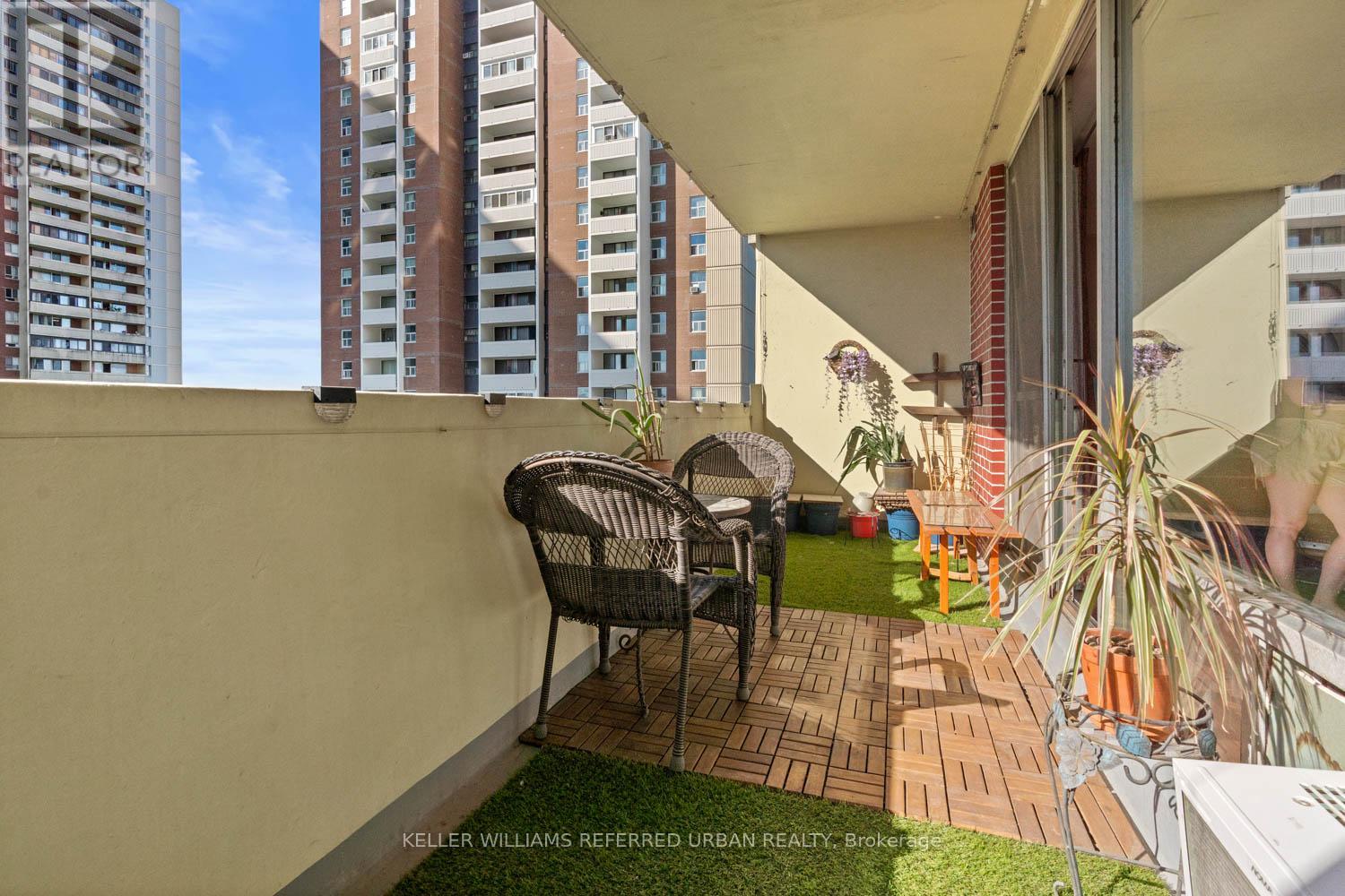 903 - 5 Massey Square, Toronto, Ontario  M4C 5L6 - Photo 6 - E12786604