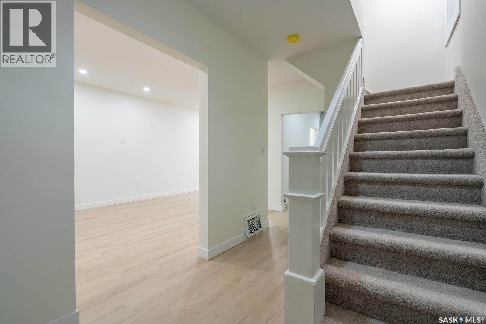 1906 Cameron Street, Regina, Saskatchewan  S4T 2V1 - Photo 4 - SK028521