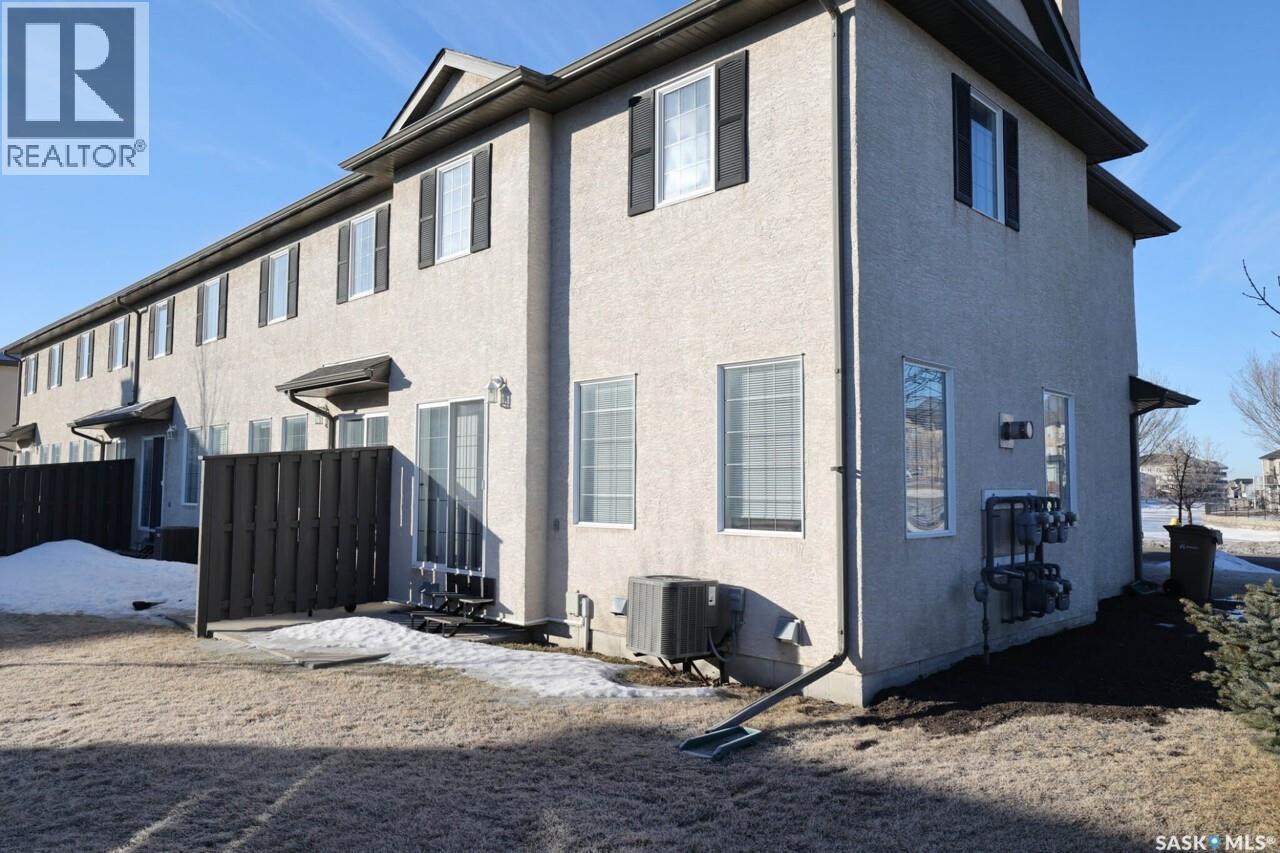 15 3101 Tregarva Drive E, Regina, Saskatchewan  S4V 0K5 - Photo 27 - SK028505