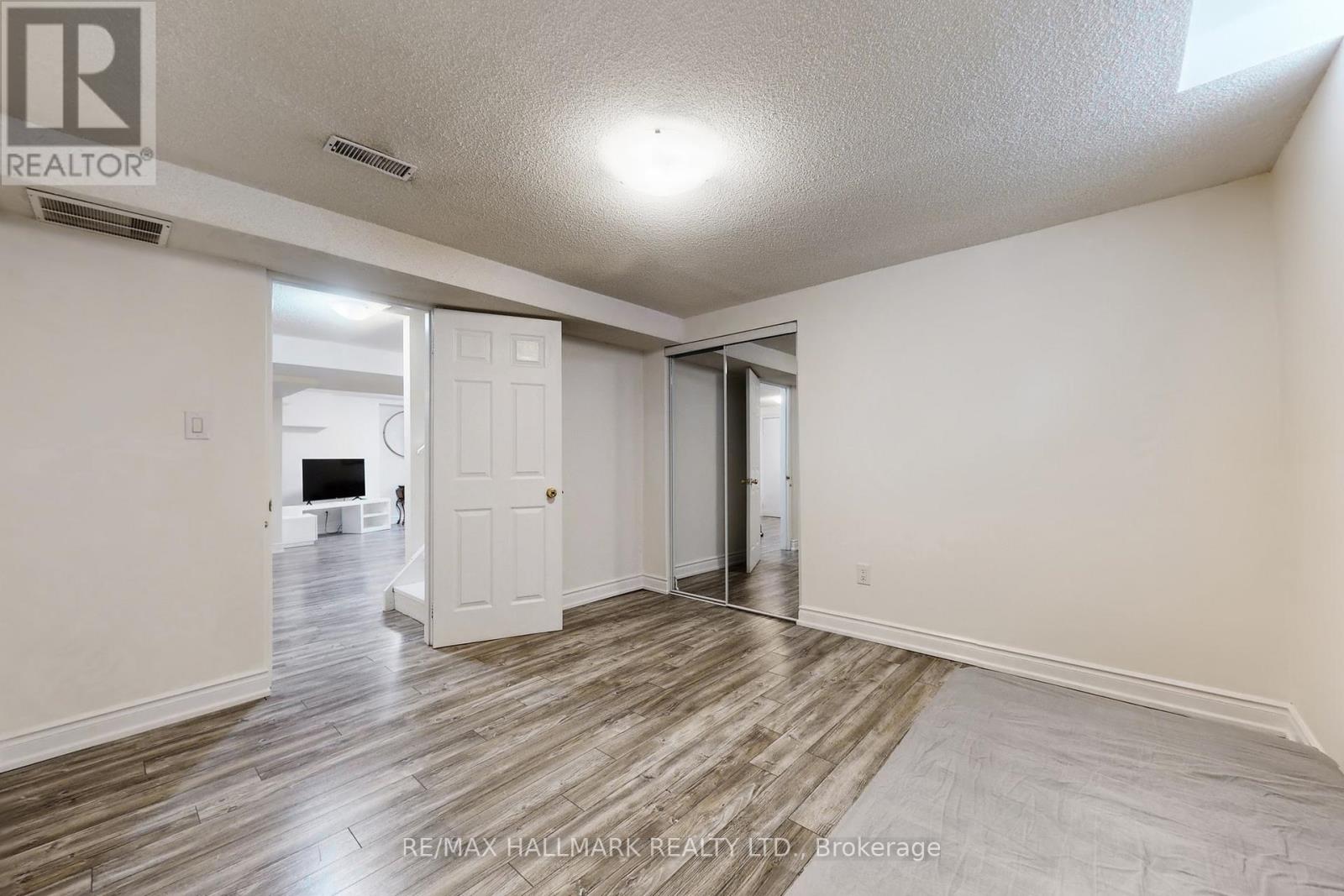 136 Cooperage Crescent, Richmond Hill, Ontario  L4C 9L7 - Photo 25 - N12786630