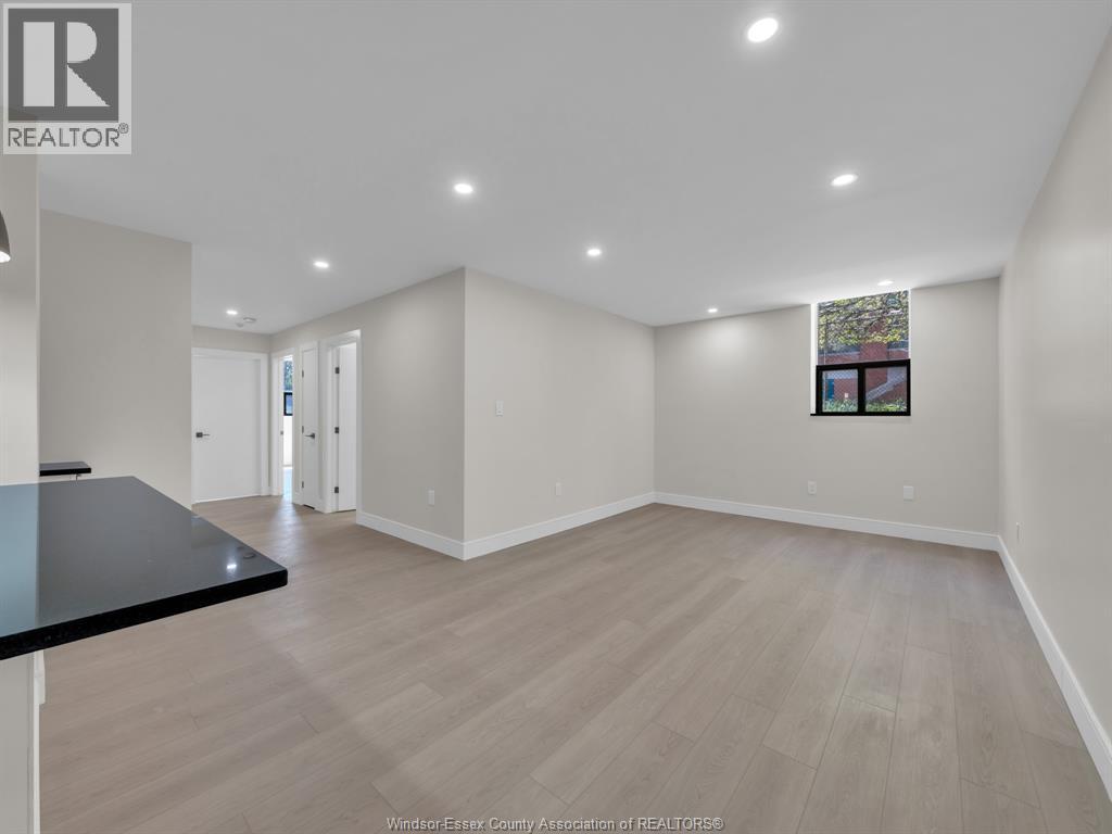 3177 Riverside Drive East Unit# 110, Windsor, Ontario  N8Y 1A5 - Photo 2 - 26003148