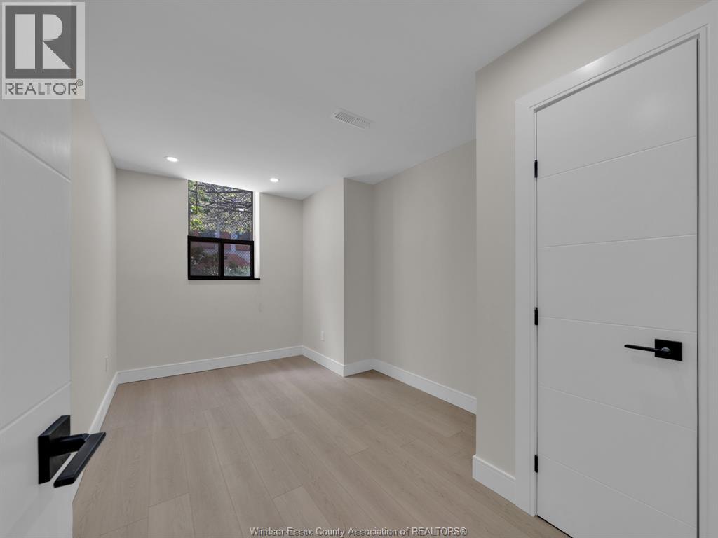 3177 Riverside Drive East Unit# 110, Windsor, Ontario  N8Y 1A5 - Photo 3 - 26003148