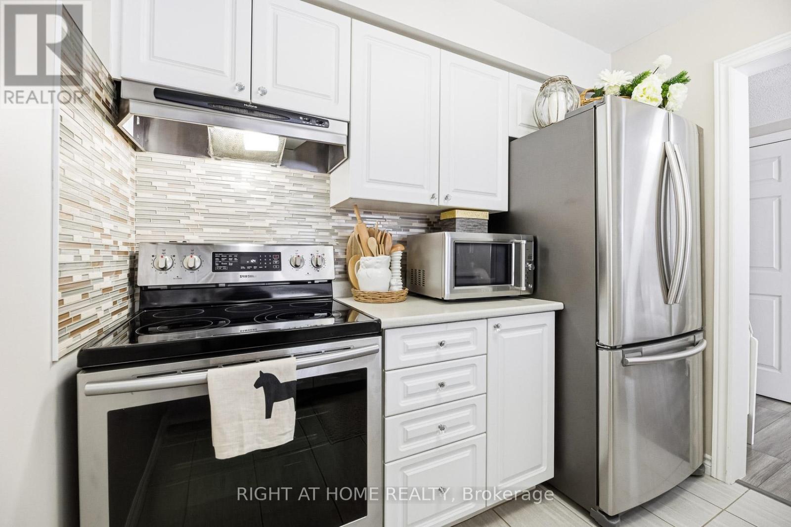 37 - 430 Mapleview Drive E, Barrie (Painswick South), Ontario  L4N 0H4 - Photo 9 - S12786554