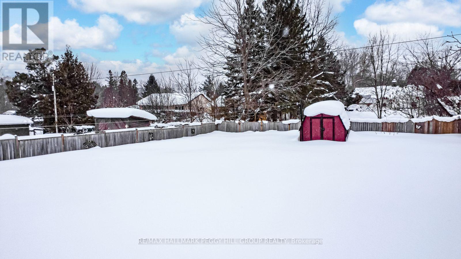 320 Palmer Street, Tay, Ontario  L0K 2C0 - Photo 11 - S12786612