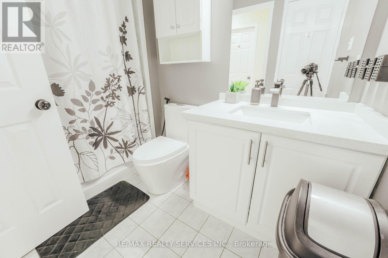 132 Lauraglen Crescent, Brampton, Ontario  L6Y 5A3 - Photo 28 - W12786552