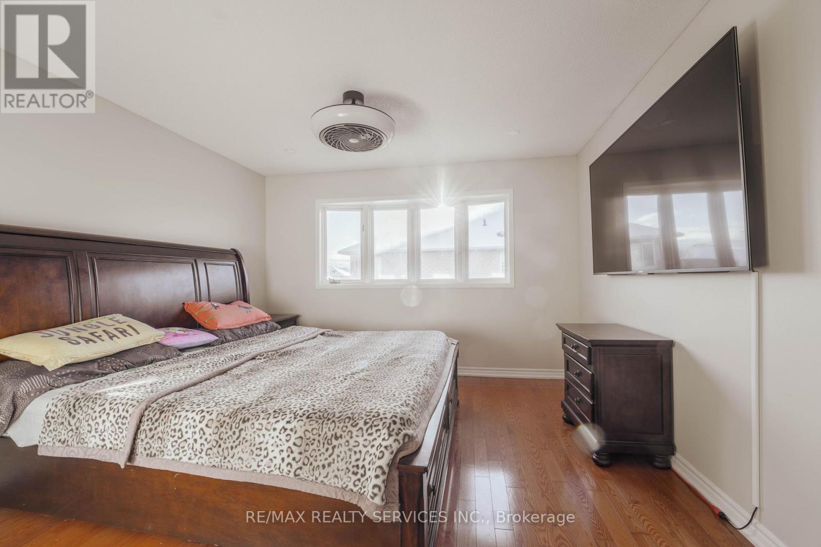 132 Lauraglen Crescent, Brampton, Ontario  L6Y 5A3 - Photo 30 - W12786552