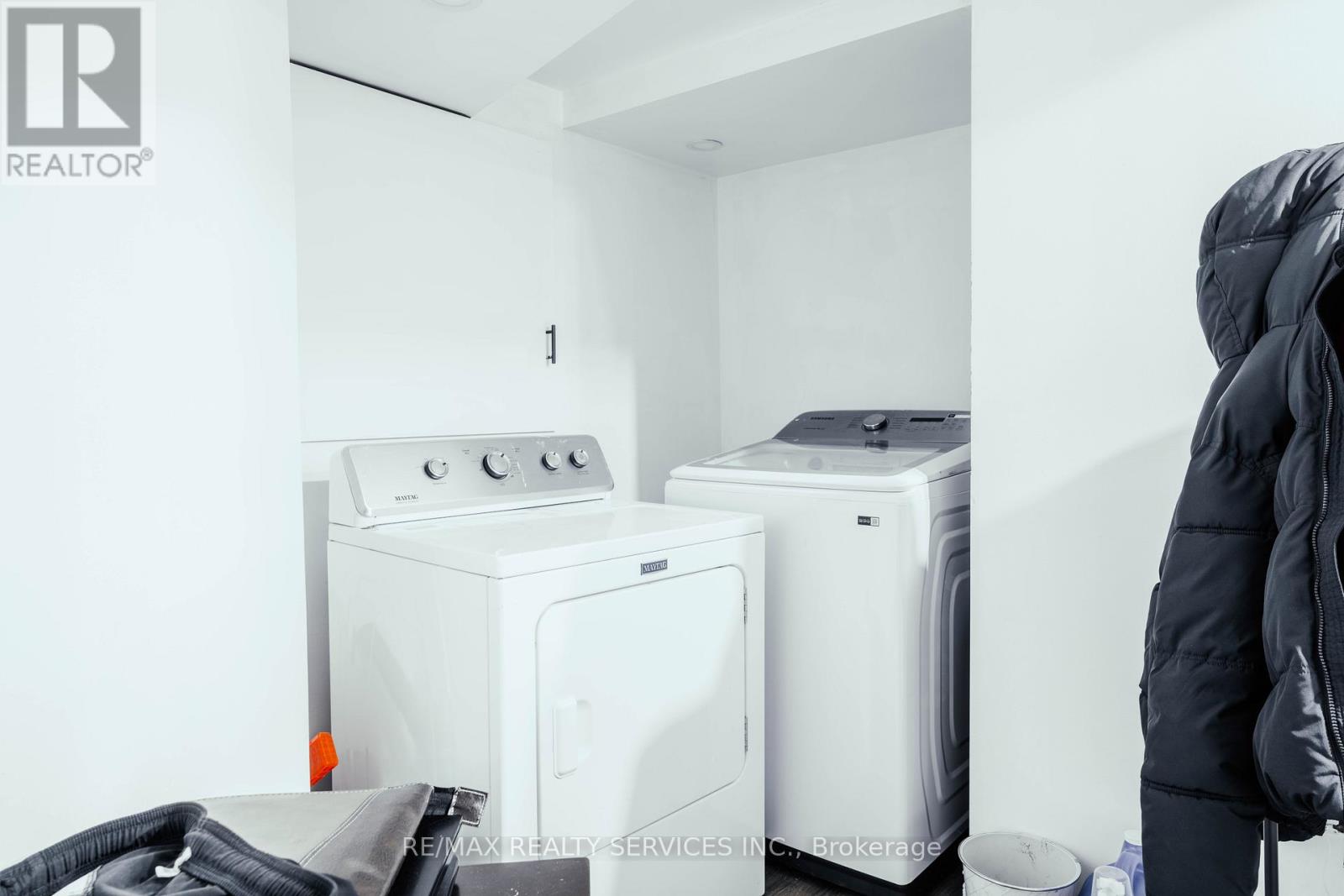 132 Lauraglen Crescent, Brampton, Ontario  L6Y 5A3 - Photo 43 - W12786552