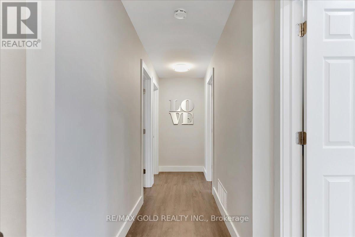 48 Aberdeen Crescent, Brampton, Ontario  L6T 2P9 - Photo 17 - W12786580