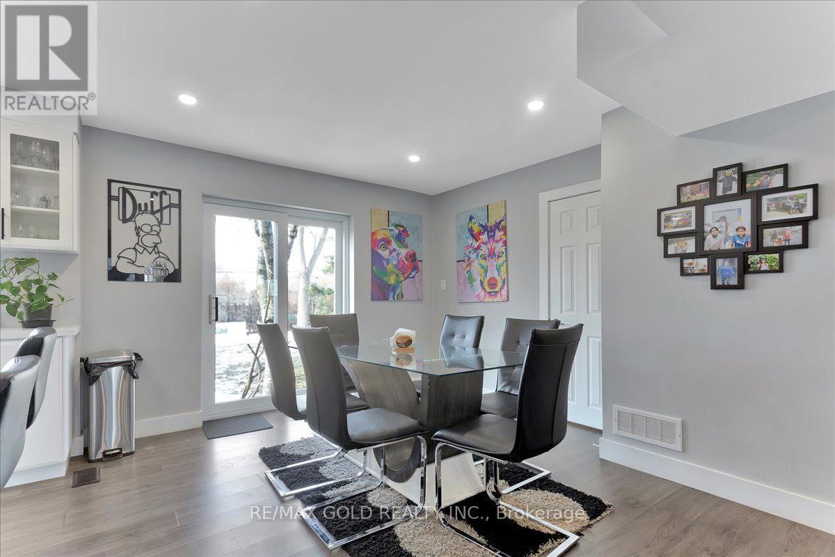 48 Aberdeen Crescent, Brampton, Ontario  L6T 2P9 - Photo 3 - W12786580