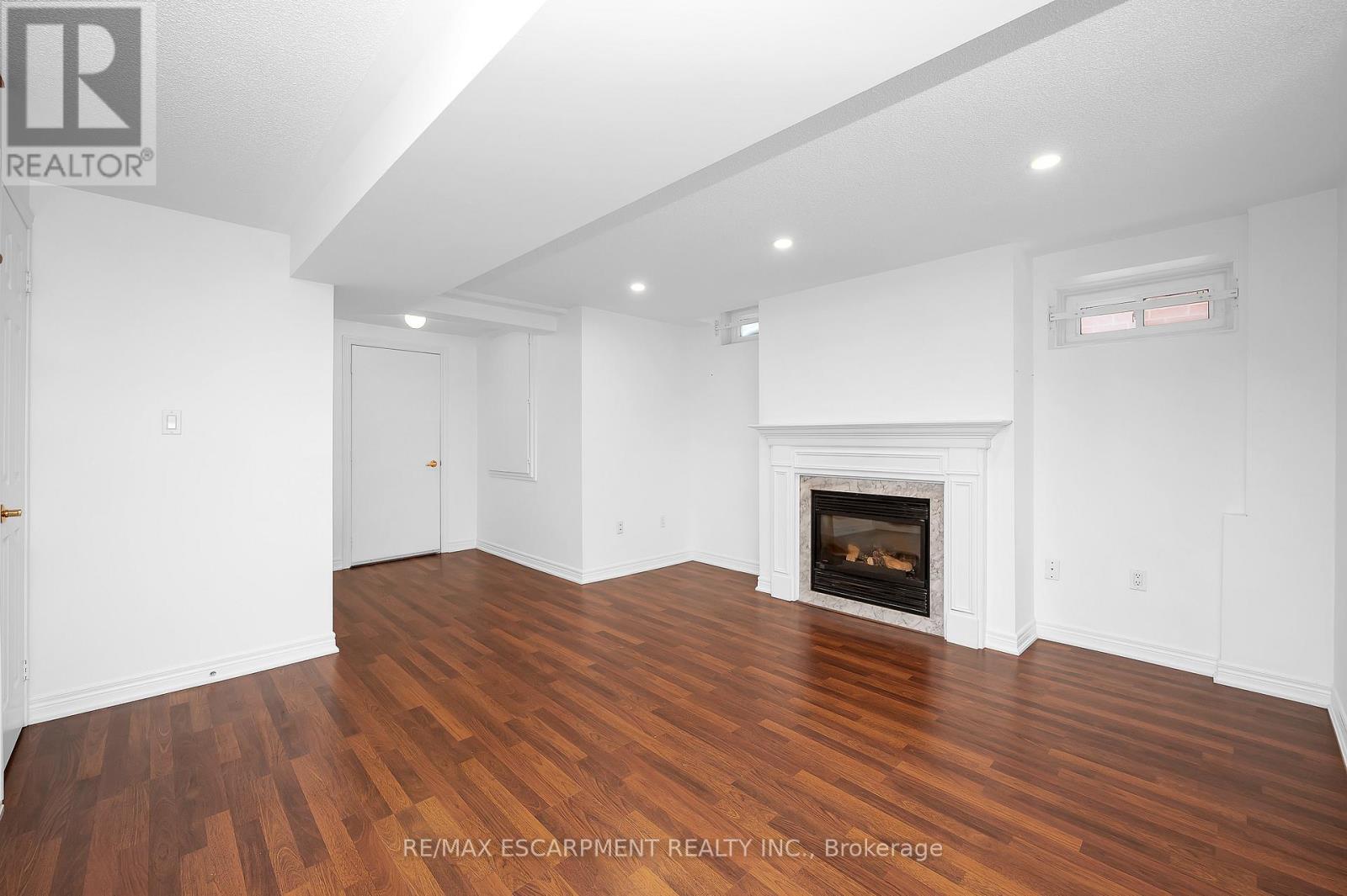 2546 Nichols Drive, Oakville, Ontario  L6H 7L3 - Photo 22 - W12786608