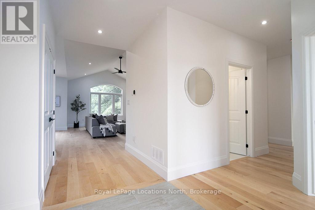 32 - 4 Hilton Lane, Meaford, Ontario  N4L 1L8 - Photo 2 - X12786830