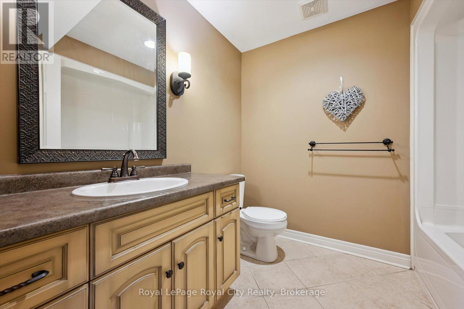 108 Mcarthur Crescent, Guelph, Ontario  N1L 1S3 - Photo 33 - X12786868