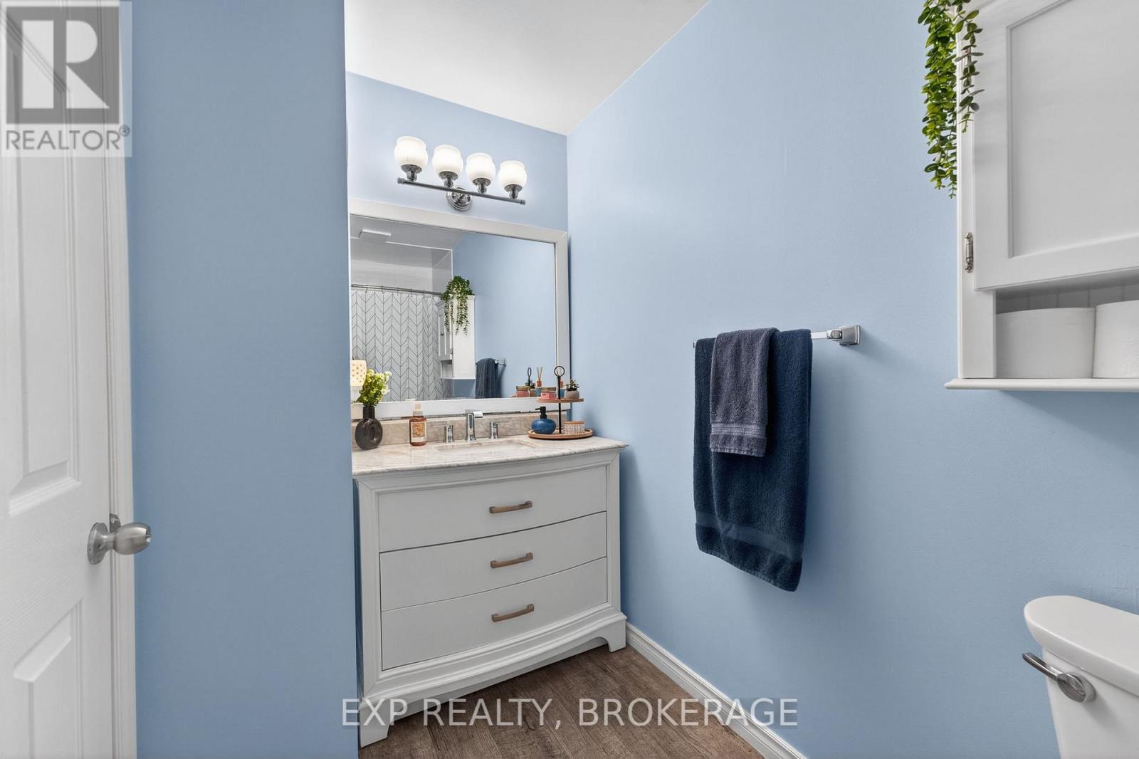 554 Whistler Terrace, Kingston (East Gardiners Rd), Ontario  K7M 8J6 - Photo 11 - X12786752