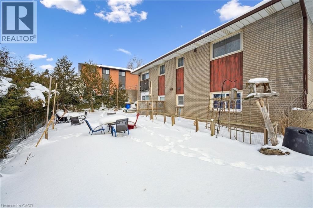 42 Daniel Avenue, Kitchener, Ontario N2K 1E9 - Photo 18 - 40802534