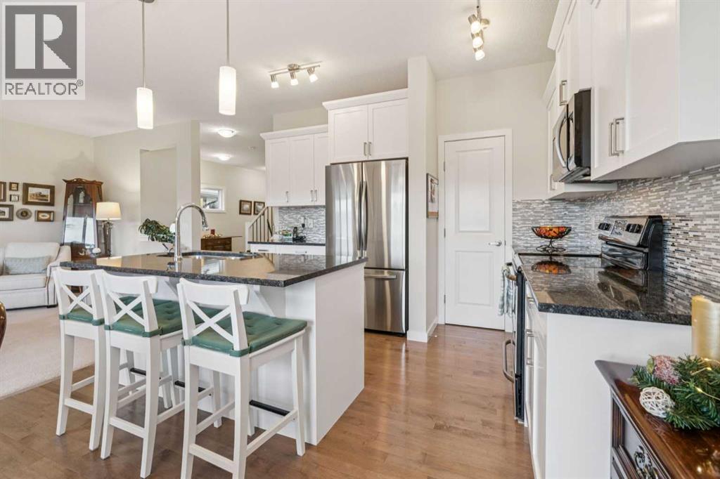 71 Mount Rae Heights, Okotoks, Alberta  T1S 0N7 - Photo 9 - A2286156