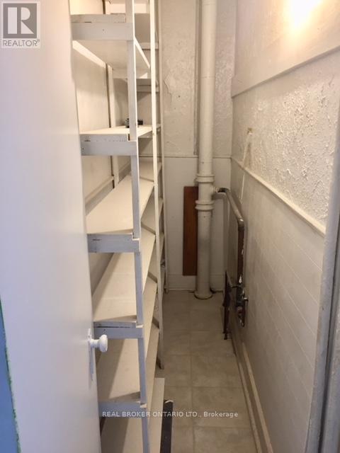 127 West Street, Brantford, Ontario  N3T 3G2 - Photo 10 - X12786562