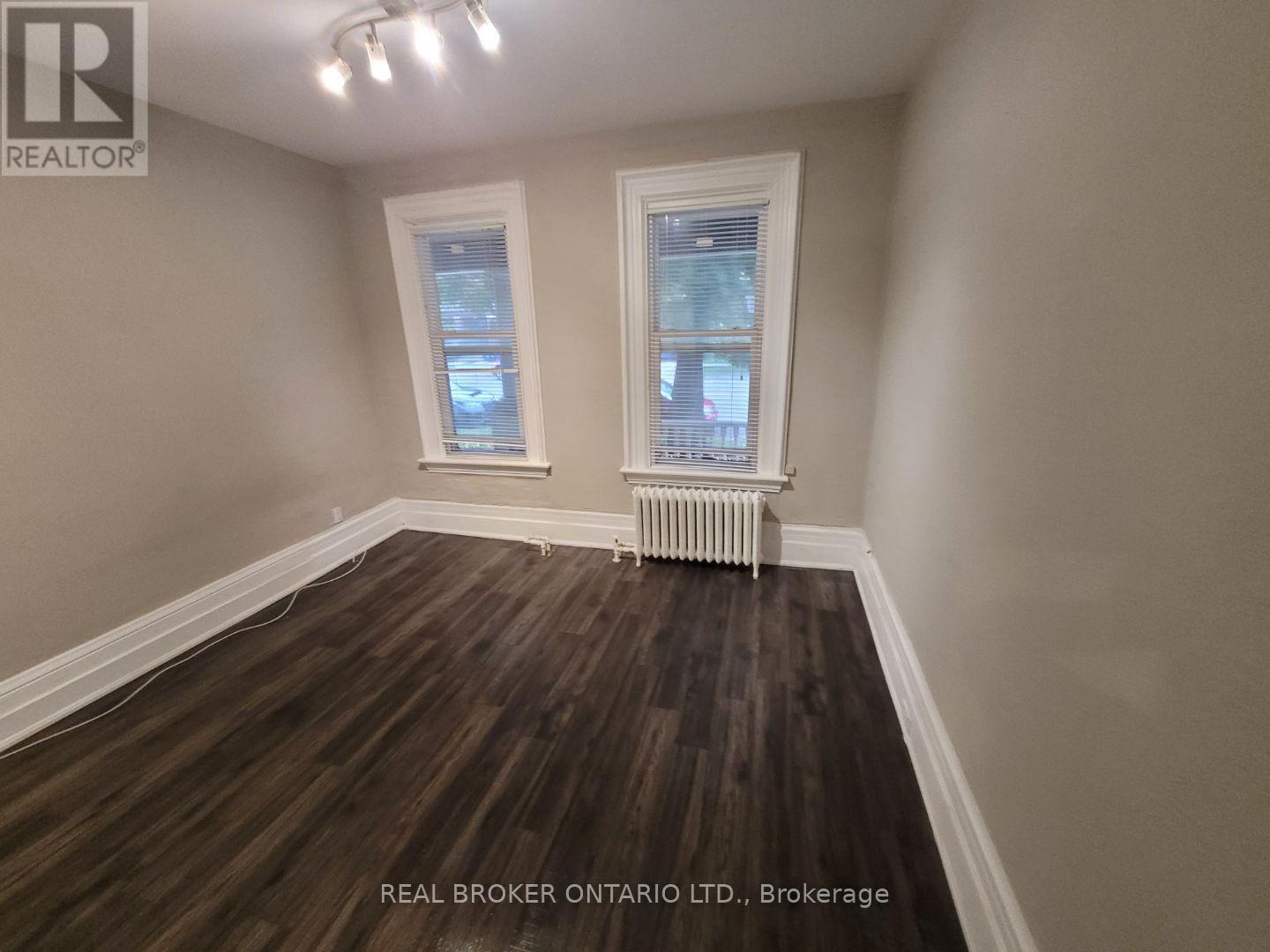 127 West Street, Brantford, Ontario  N3T 3G2 - Photo 22 - X12786562