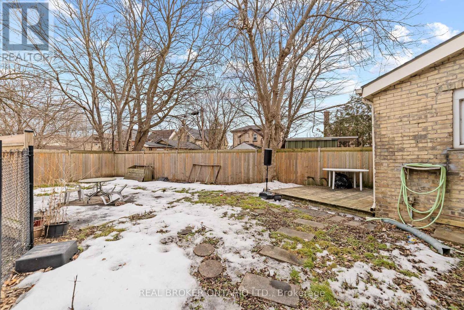 127 West Street, Brantford, Ontario  N3T 3G2 - Photo 30 - X12786562